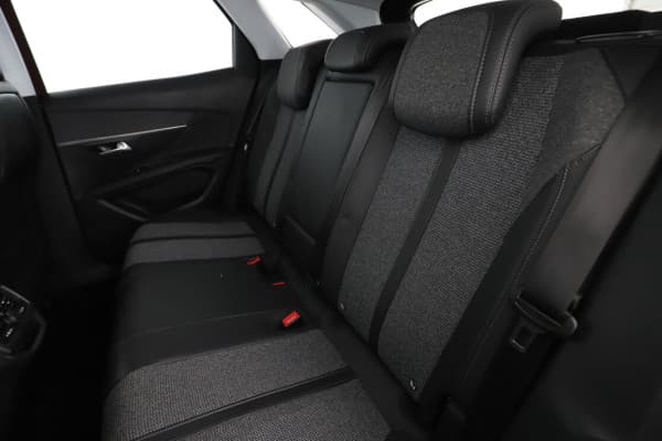 Peugeot 3008 1.2 PureTech Allure Business EAT6