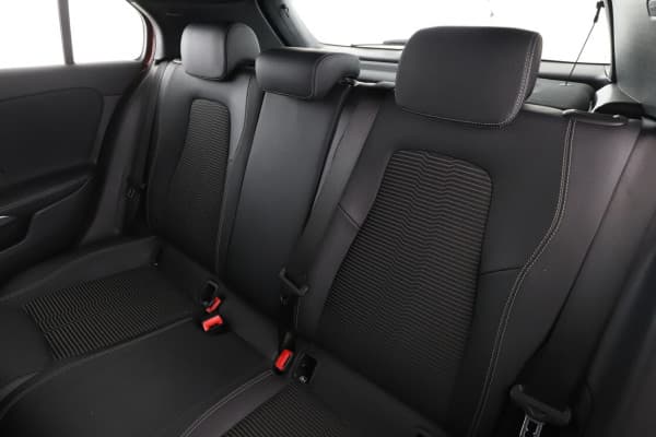 Mercedes-Benz Classe A 180 Progressive Line 7G-DCT