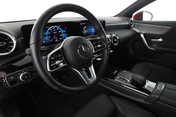 Mercedes-Benz Classe A 180 Progressive Line 7G-DCT