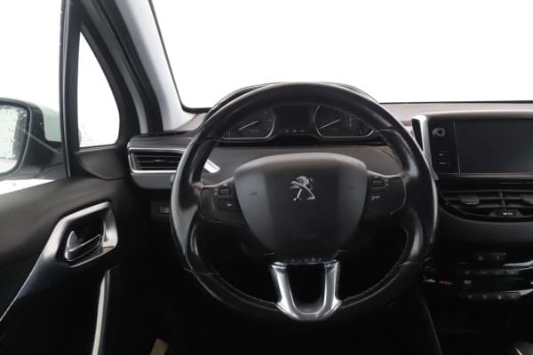 Peugeot 2008 1.2 PureTech Allure EAT6