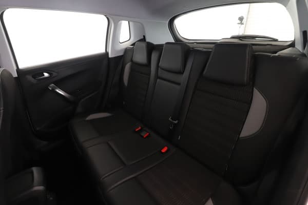 Peugeot 2008 1.2 PureTech Allure EAT6