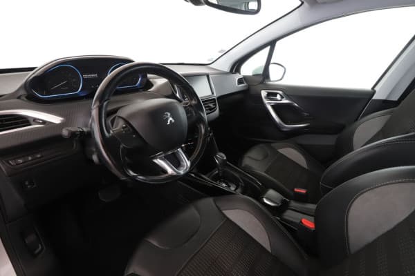 Peugeot 2008 1.2 PureTech Allure EAT6
