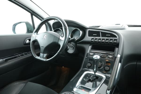 Peugeot 3008 1.6 Blue-HDi Crossway EAT6