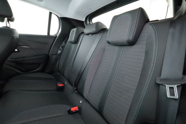 Peugeot 208 1.2 PureTech Allure Pack EAT8