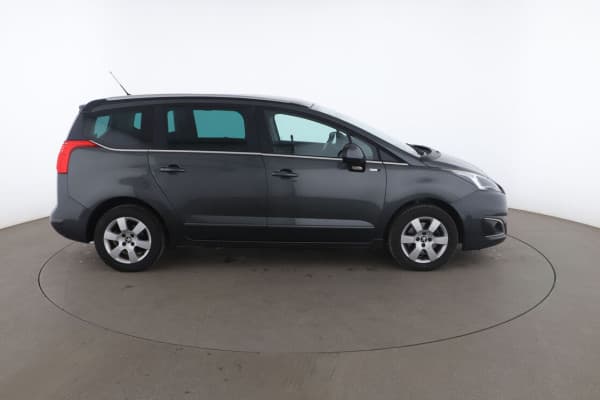 Peugeot 5008 1.6 Blue-HDi Style EAT6