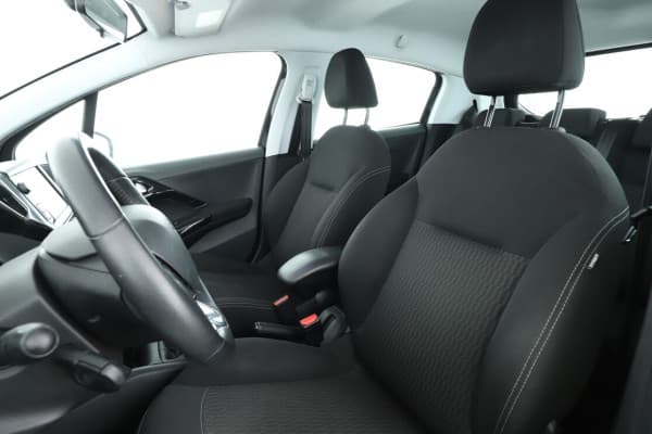 Peugeot 208 1.6 Blue-HDi Active Business