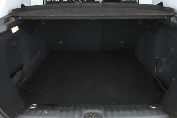 Peugeot 2008 1.6 Blue-HDi Urban Cross