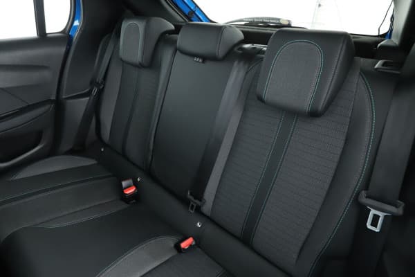 Peugeot 208 1.2 PureTech Allure EAT8