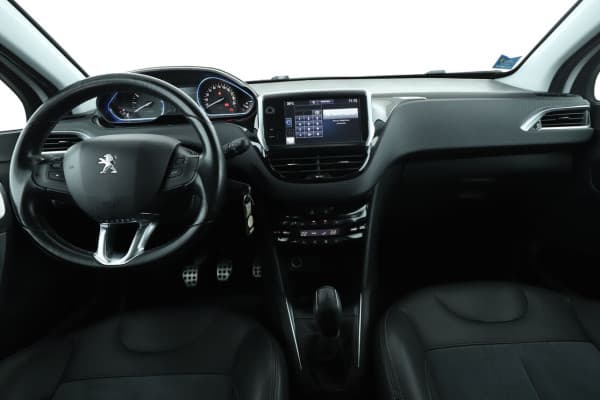 Peugeot 208 1.2 PureTech Feline