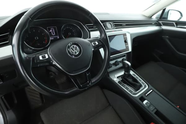 Volkswagen Passat SW 1.4 TSI ACT BlueMotion Tech Connect DSG7