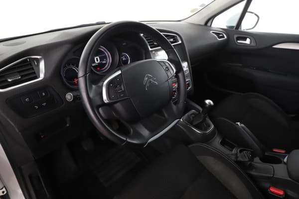 Citroen C4 1.6 Blue-HDi