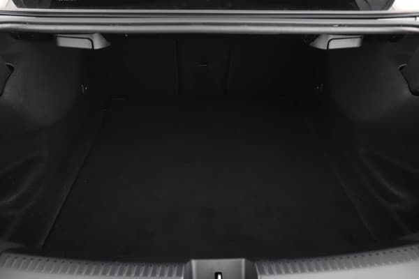 Mercedes-Benz CLA 200 Progressive Line 7G-DCT