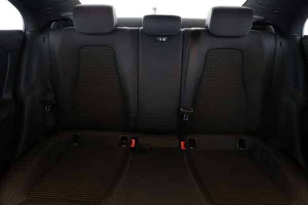 Mercedes-Benz CLA 200 Progressive Line 7G-DCT