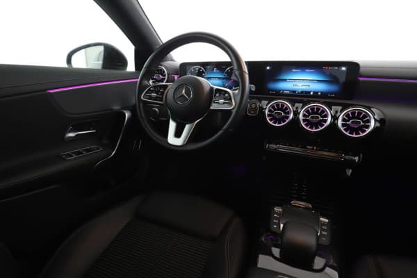 Mercedes-Benz CLA 200 Progressive Line 7G-DCT