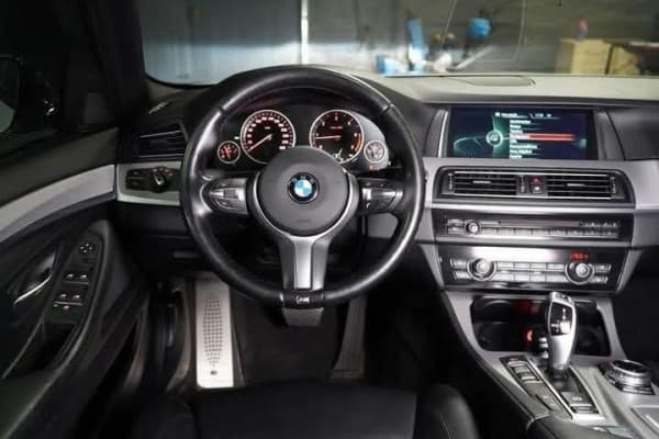 BMW Série 5 520d xDRIVE/M-Sport