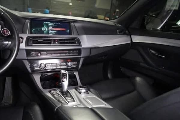 BMW Série 5 520d xDRIVE/M-Sport