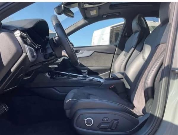 Audi A4 Av.45 TFSI quattro S line