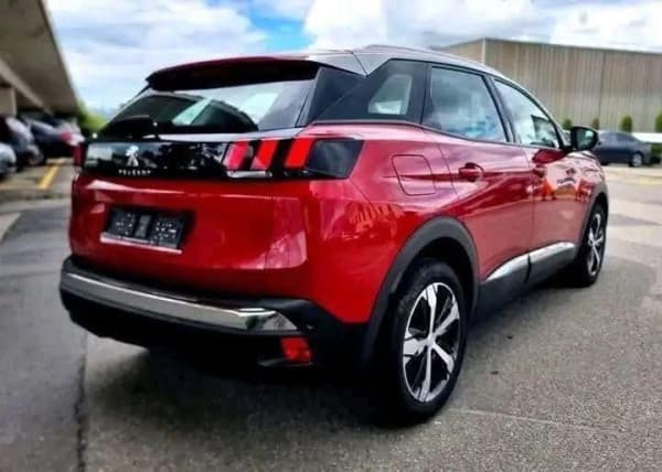 PEUGEOT 3008 1.5 BlueHDi Active EAT