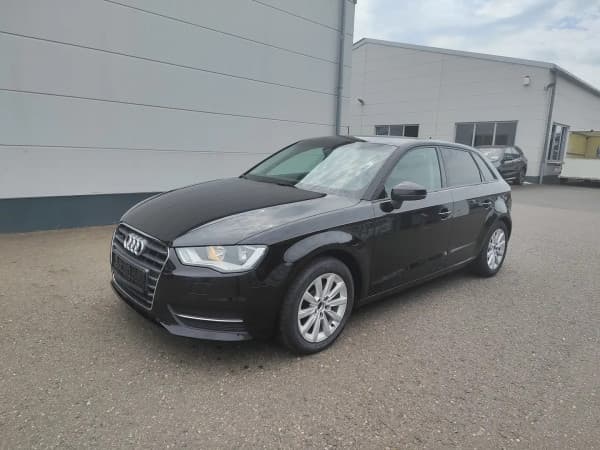 Audi A3 1.8 TFSI attraction quattro Navi SHZ