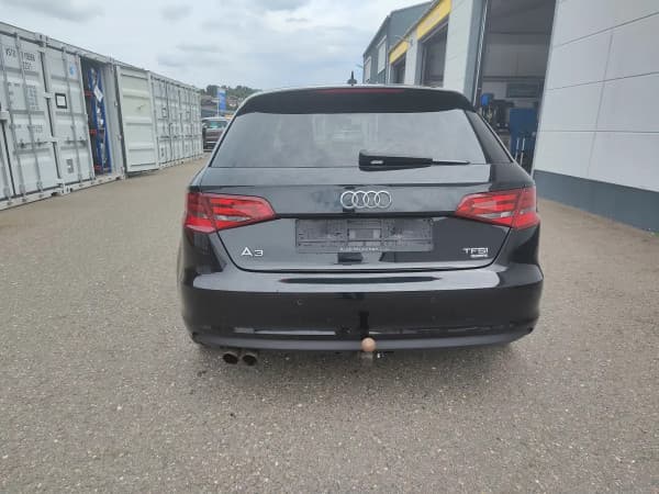 Audi A3 1.8 TFSI attraction quattro Navi SHZ