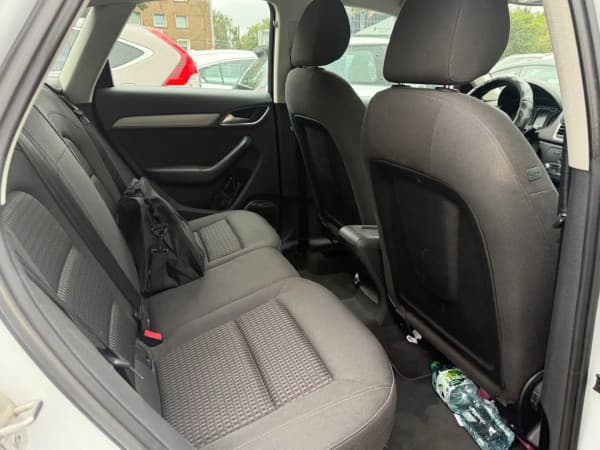 Audi Q3 2.0 TDI*BOSE*SHZ*KLIMA*MFL*BT*DAB+