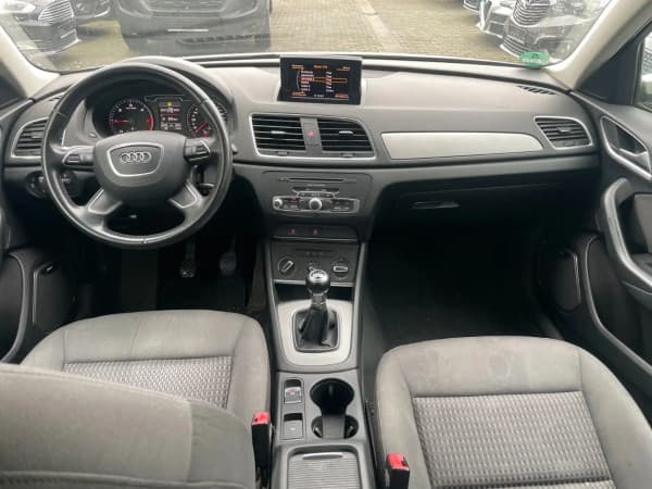 Audi Q3 2.0 TDI*BOSE*SHZ*KLIMA*MFL*BT*DAB+
