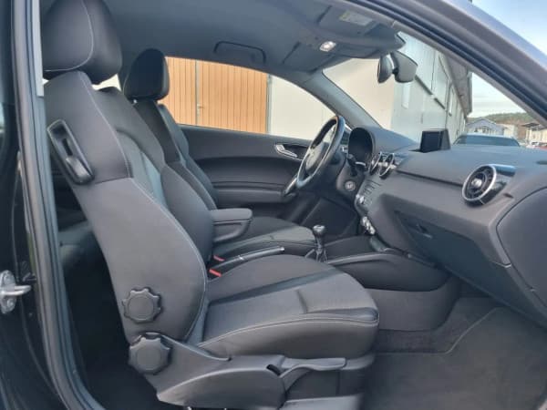 Audi A1 sport 1.4 TFSI ACT Navi Leder Bi-Xenon