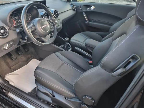 Audi A1 sport 1.4 TFSI ACT Navi Leder Bi-Xenon