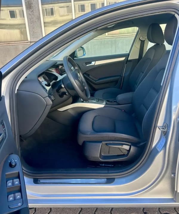 Audi A4 1,8 TSi Automatik Attraction Klima SHZ ZV Alu