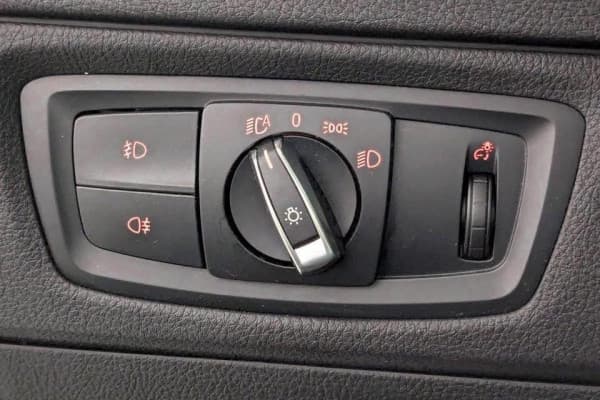 BMW Série 1 118i auto/Sport-Line