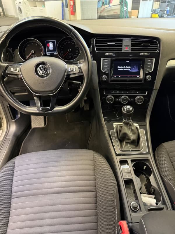 Volkswagen Golf VII Variant BMT 1.2 Cup AHK