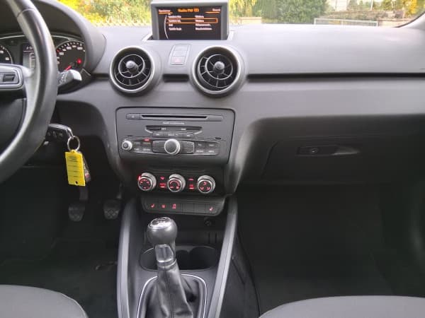 Audi A1 1,4 TFSI 16V Attraction Top gepflegt