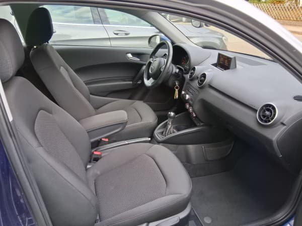Audi A1 1,4 TFSI 16V Attraction Top gepflegt