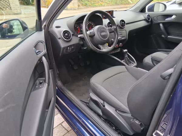 Audi A1 1,4 TFSI 16V Attraction Top gepflegt