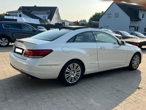 Mercedes-Benz E400 CGI Coupe AMG LINE-PANODAC