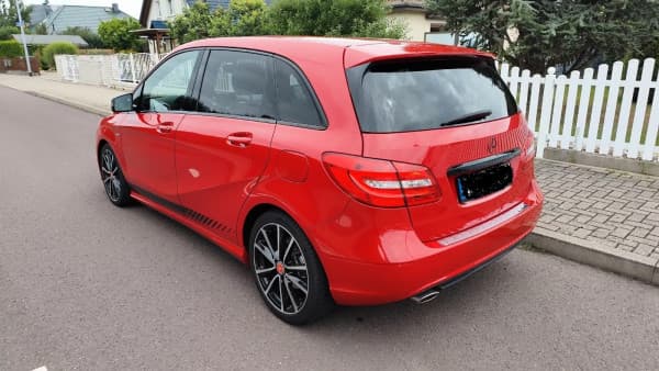 Mercedes-Benz B 180 Autotronic - AMG-LINE Night-Packet