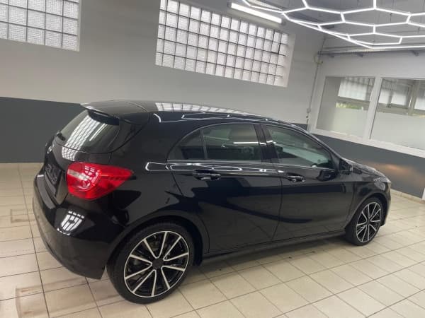 Mercedes-Benz A 180 A -Klasse A 180 BlueEfficiency