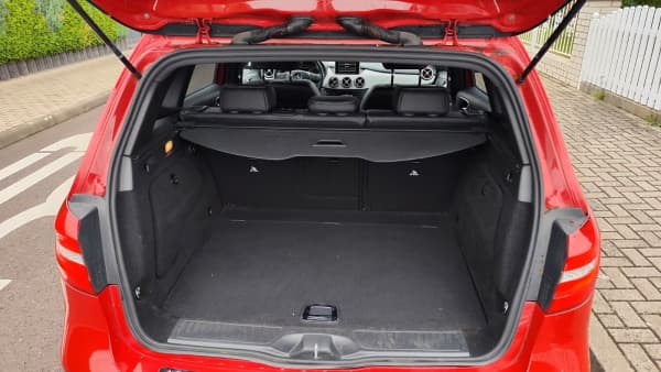 Mercedes-Benz B 180 Autotronic - AMG-LINE Night-Packet