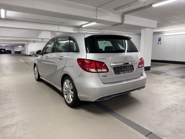 2015 Mercedes-Benz B 180 "Style"