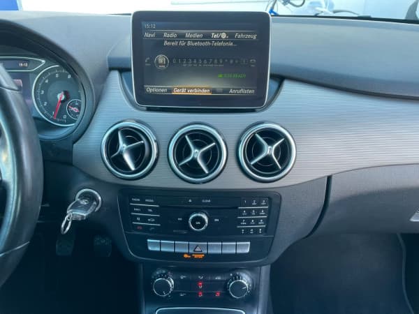2015 Mercedes-Benz B 180 Style Navi PDC SH