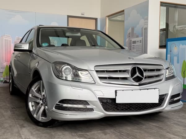 2012 Mercedes-Benz C 180 CGI*AUT*T-LEDER*MEMORY*GLASDACH*WINTER*