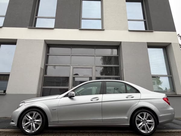 2012 Mercedes-Benz C 180 CGI*AUT*T-LEDER*MEMORY*GLASDACH*WINTER*