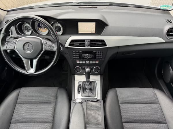2012 Mercedes-Benz C 180 CGI*AUT*T-LEDER*MEMORY*GLASDACH*WINTER*