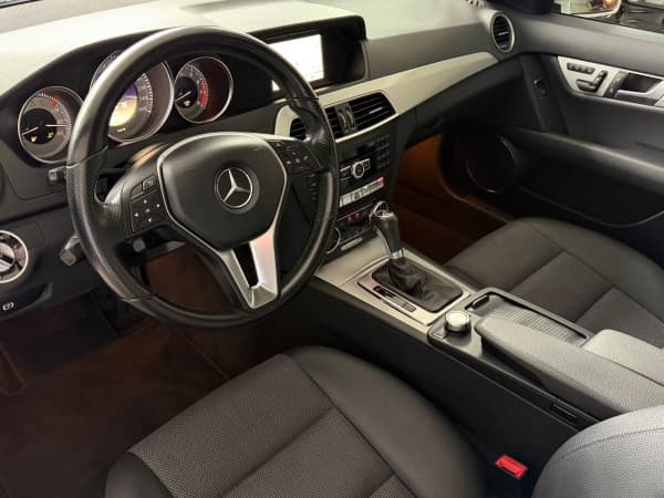 2012 Mercedes-Benz C 180 CGI*AUT*T-LEDER*MEMORY*GLASDACH*WINTER*