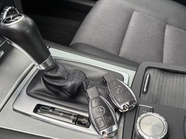 2012 Mercedes-Benz C 180 CGI*AUT*T-LEDER*MEMORY*GLASDACH*WINTER*