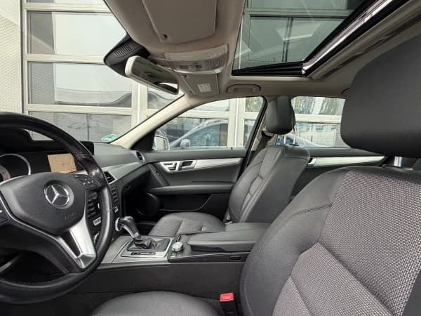 2012 Mercedes-Benz C 180 CGI*AUT*T-LEDER*MEMORY*GLASDACH*WINTER*
