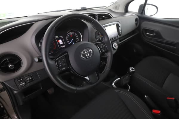 Toyota Yaris 1.5 VVT-i France
