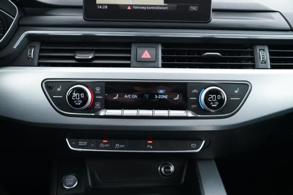 Audi A4 AVANT DESIGN 2.0TDI AUTOMATIK NAVI