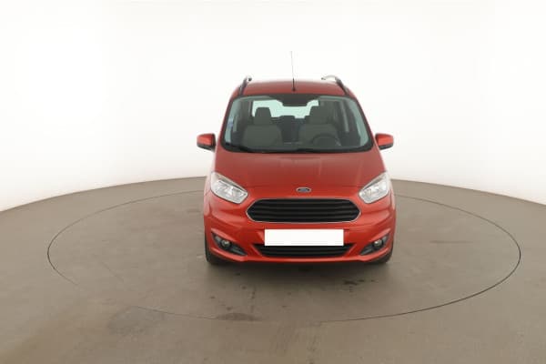 Ford Tourneo Courier 1.0 EcoBoost Titanium