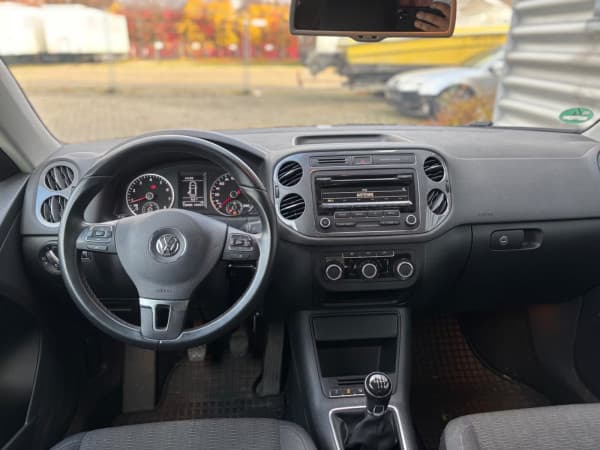 Volkswagen Tiguan 1.4TSI 1.HAND/TÜV NEU/AHK/PDC/ALLW
